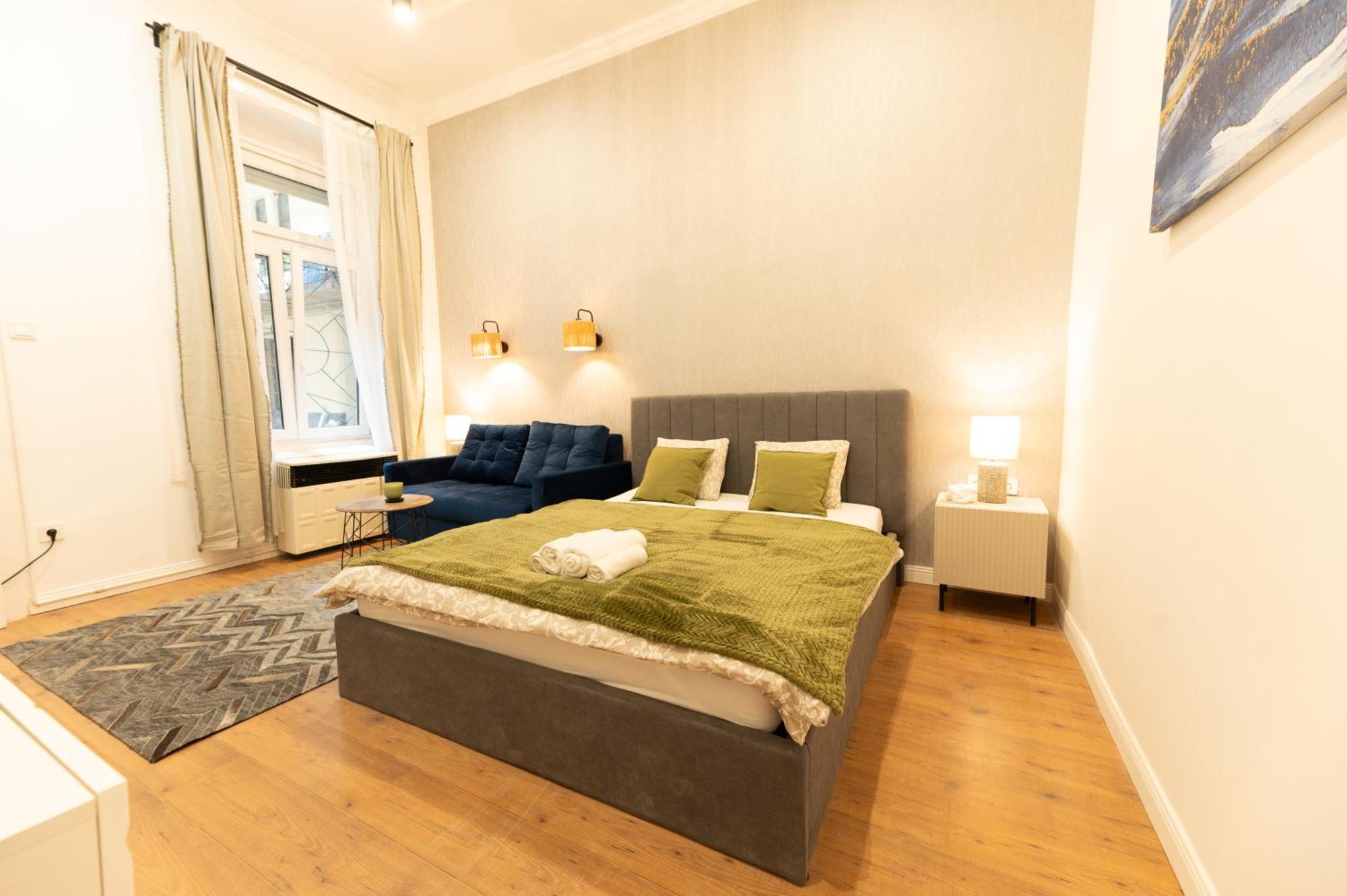 Superior N' Cozy Mozsar 6 In The Heart Of Budapest